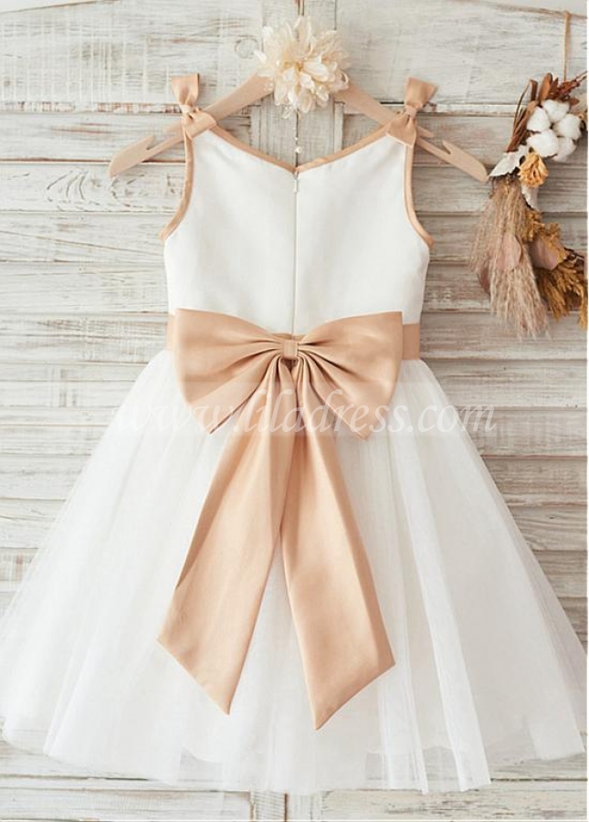 Modern Satin & Lace Scoop Neckline Knee-length A-line Flower Girl Dresses With Bowknot