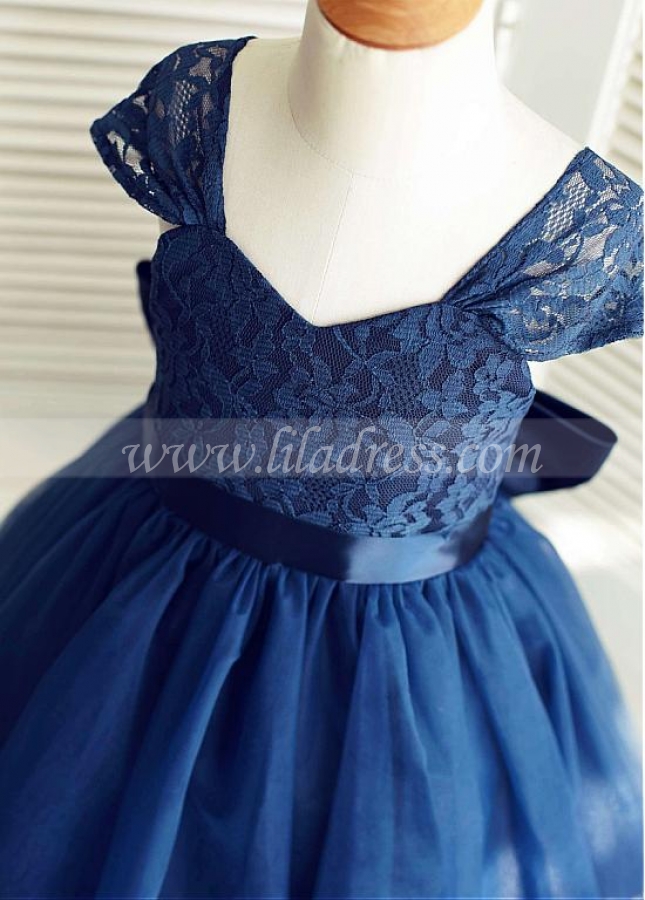 Delicate Tulle & Lace V-neck Neckline Cap Sleeves A-line Flower Girl Dresses With Bowknot