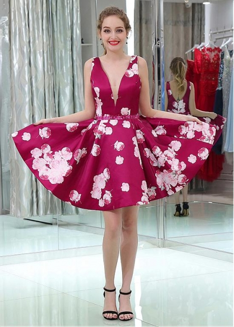 Eye-catching V-neck Neckline V-cut Back A-line Print Homecoming Dresses With Beadings