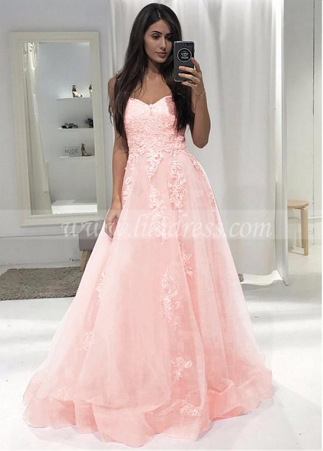 Eye-catching Tulle Sweetheart Neckline Floor-length A-line Prom Dress With Lace Appliques