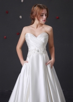 Elegant Satin A-line Wedding Dress With Beaded Lace Appliques