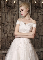 Glamorous Tulle Off-the-shoulder Neckline A-line Wedding Dresses With Beaded Lace Appliques