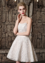 Chic lace Strapless Neckline A-line Wedding Dresses