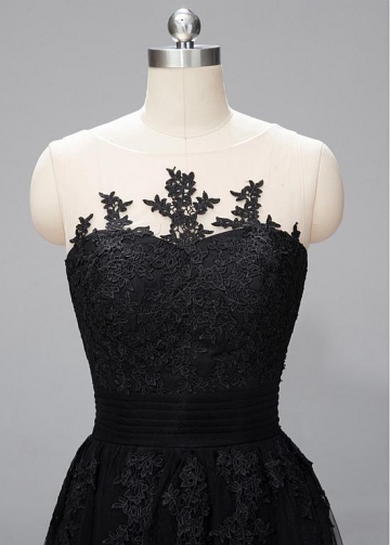 Stunning Lace & Tulle Bateau Neckline A-line Evening Dresses