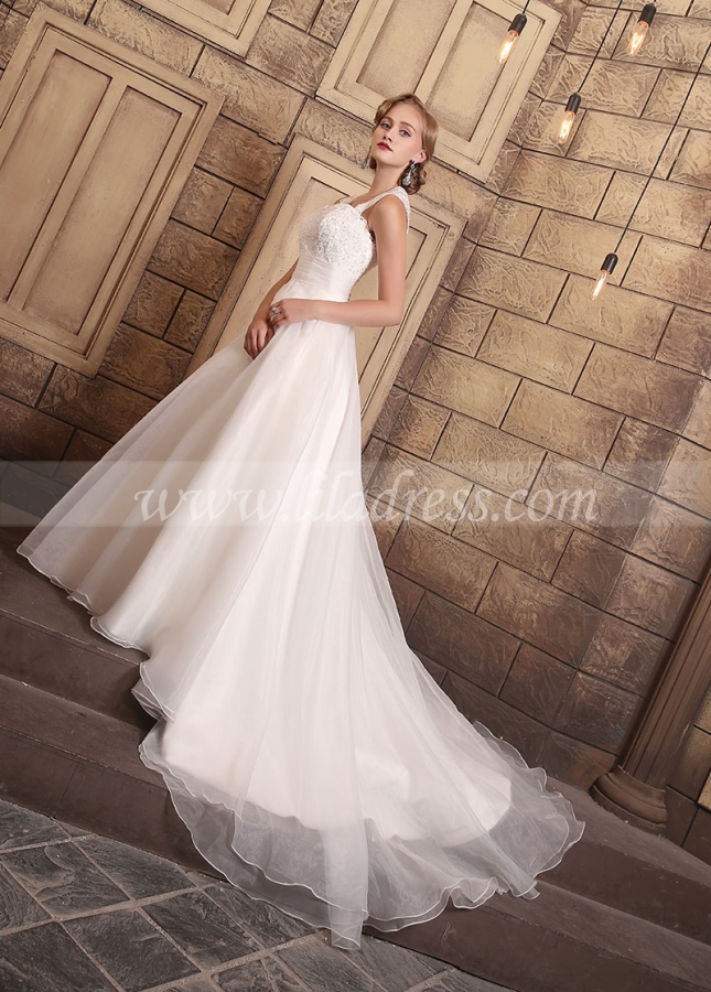 Elegant Organza Queen Anne Neckline A-line Wedding Dresses
