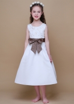 Classic Satin Scoop Neckline Ball Gown Flower Girl Dresses With Bowknot