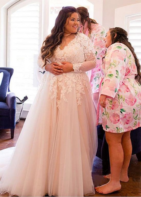 Cheap Tulle V-neck A-line Plus Size Wedding Dresses With Beaded Lace Online - Liladress.com
