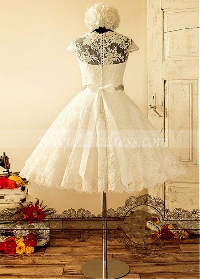 Wonderful Tulle Jewel Neckline Knee-length A-line Wedding Dress With Lace Appliques & Belt
