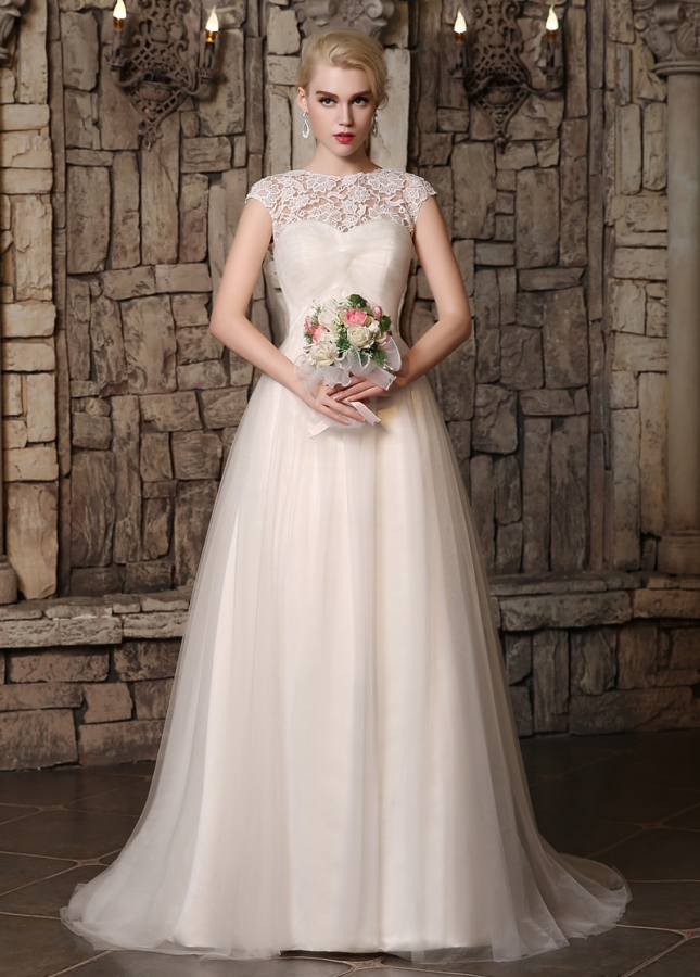 Elegant Tulle & Lace Bateau Neckline A-line Wedding Dresses