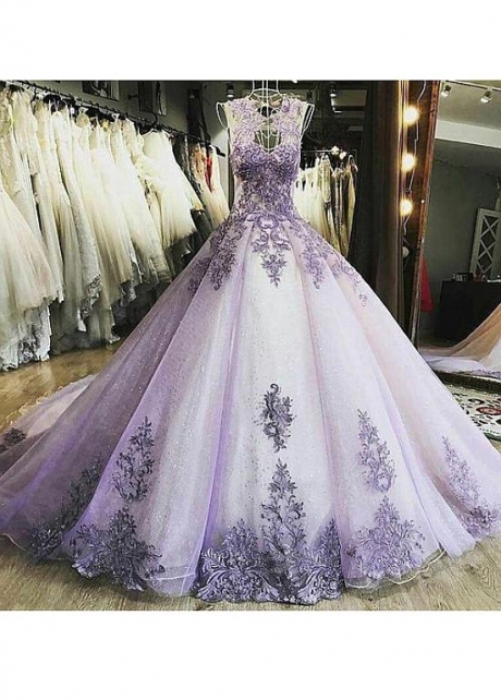 Fascinating Tulle Jewel Neckline Ball Gown Quinceanera Dresses With Beaded Lace Appliques