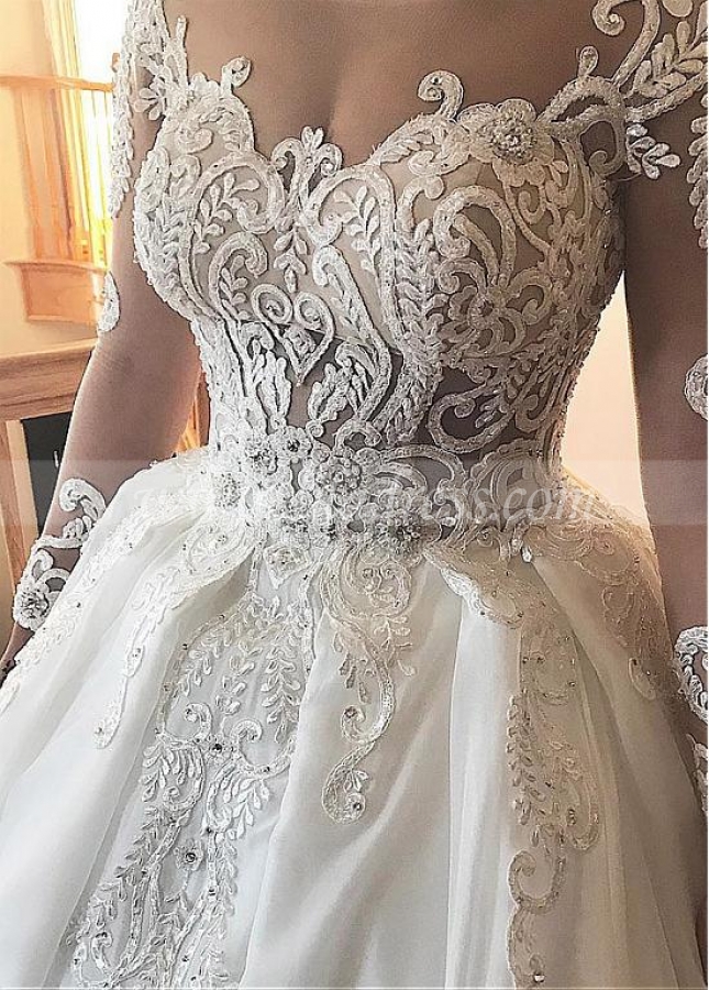 Elegant Tulle Jewel Neckline Ball Gown Wedding Dresses With Beaded Lace Appliques