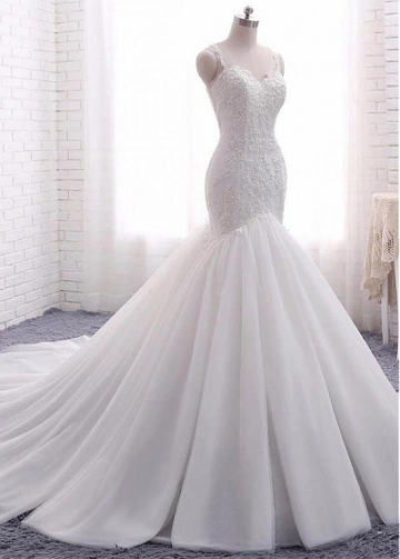 Attractive Tulle Spaghetti Straps Neckline Backless Mermaid Wedding Dresses With Beaded Lace Appliques