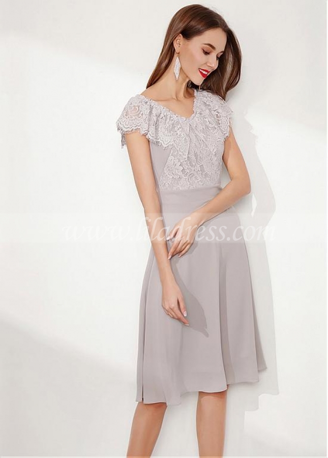 Charming Chiffon & Lace V-neck Neckline Knee-length A-line Homecoming Dress
