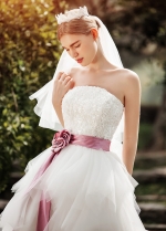 Chic Tulle Strapless Neckline Ruffled Hi-lo A-line Wedding Dresses