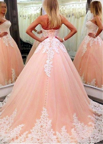 Junoesque Tulle Strapless Neckline Ball Gown Formal Dresses With Lace Appliques