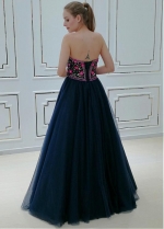 Elegant Tulle Sweetheart Neckline A-line Evening Dress With Beaded Lace Appliques