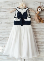 Attractive Chiffon Scoop Neckline Knee-length A-line Flower Girl Dresses With Bowknot