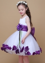 Chic Organza & Satin Scoop Neckline Ball Gown Flower Girl Dresses With Hanmade Flowers