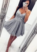 Charming Tulle V-neck Neckline Short A-line Homecoming Dresses With Beaded Lace Appliques