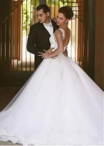 Glamorous Tulle Sweetheart Neckline A-line Wedding Dresses With Lace Appliques & Beadings
