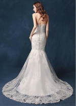 Stunning Tulle Sweetheart Neckline Natural Waistline Mermaid Wedding Dress With Lace Appliques