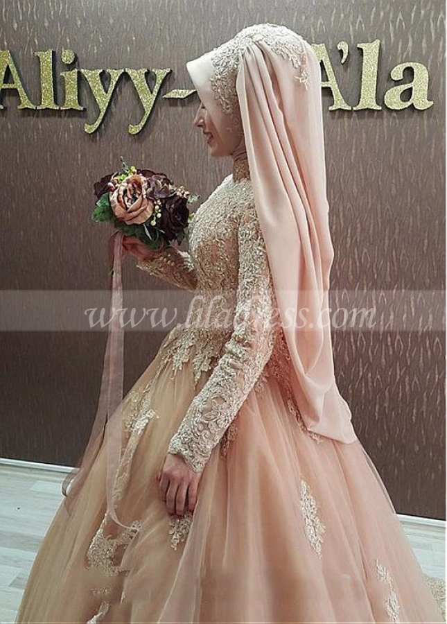 Graceful Tulle High Collar Neckline Ball Gown Arabic Islamic Wedding Dresses With Beaded Lace Appliques