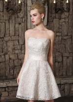 Chic lace Strapless Neckline A-line Wedding Dresses