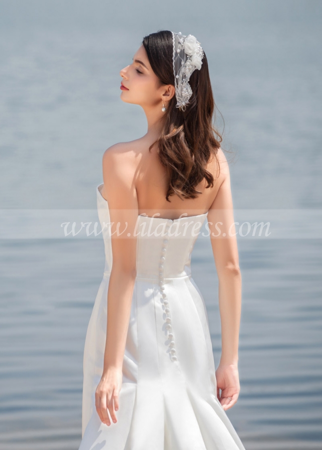 Elegant Satin Strapless Neckline A-line Wedding Dresses