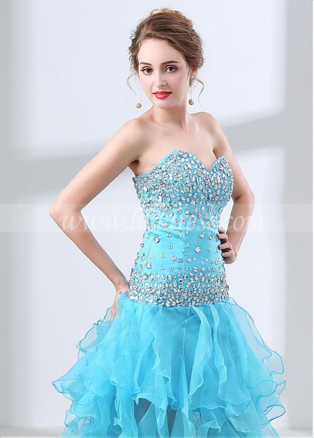 Modest Diamond Tulle Sweetheart Neckline A-line Prom Dress With Beadings