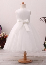 Charming Tulle Jewel Neckline Ball Gown Flower Girl Dress With Lace Appliques & Beadings & Bowknot & Belt