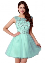 Stunning Tulle Bateau Neckline Short A-Line Homecoming Dresses With Beadings