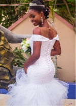 Fashionable Tulle Jewel Neckline Neckline Mermaid Wedding Dress With Beadings & Ruffles