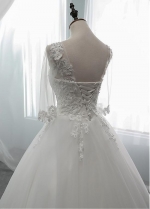 Fabulous Tulle Scoop Neckline A-line Wedding Dress With Beadings & Lace Appliques