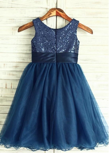 Modern Sequin Lace & Tulle Scoop Neckline A-line Flower Girl Dresses With Handmade Flowers