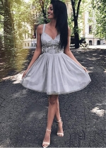 Charming Tulle V-neck Neckline Short A-line Homecoming Dresses With Beaded Lace Appliques