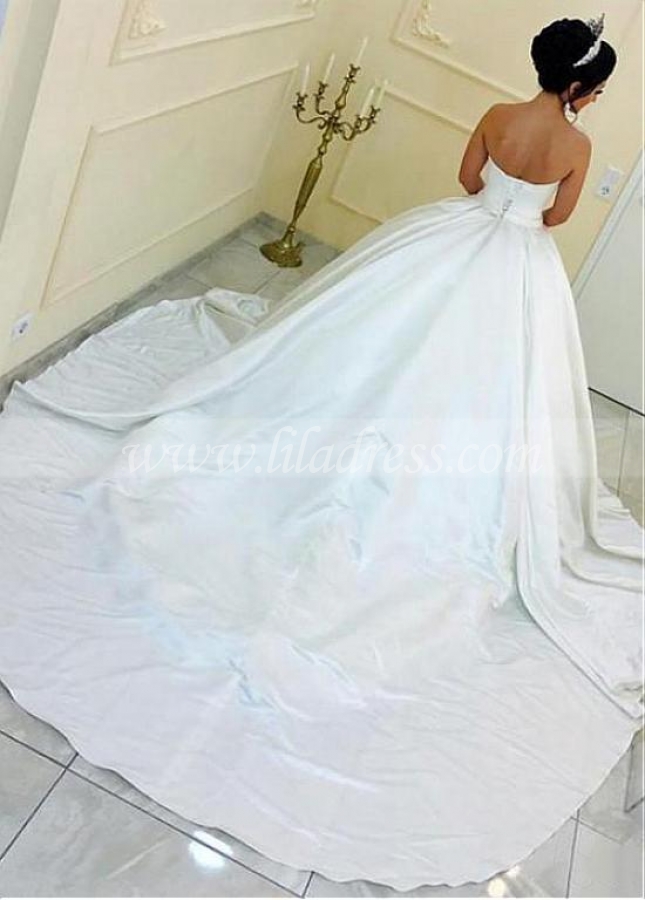 Exquisite Satin Sweetheart Neckline Ball Gown Wedding Dresses With Belt