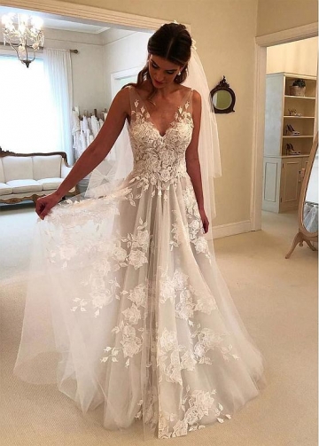 Modern Tulle V-neck Neckline A-line Wedding Dresses With Lace Appliques & 3D Lace Appliques