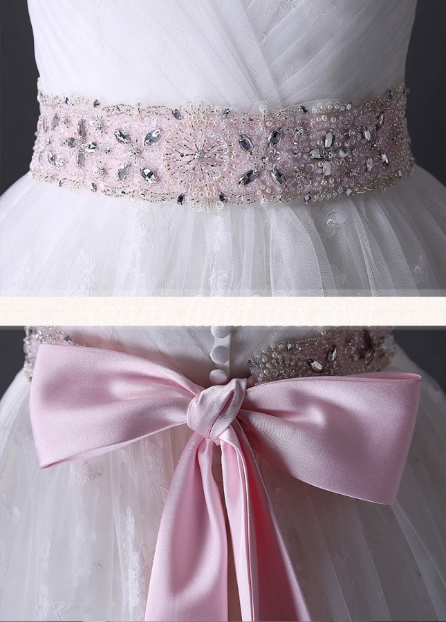 Charming Princess Tulle A-line Sweetheart Neckline Wedding Dress with Beaded Belt