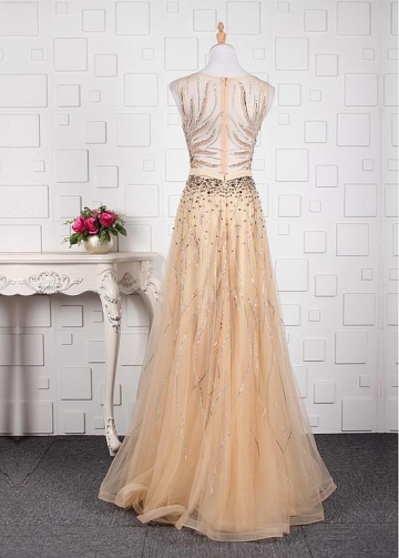 Graceful Tulle Jewel Neckline A-line Prom Dresses With Beadings