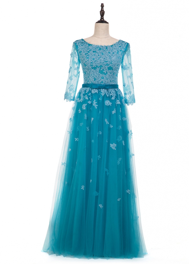 Fantastic Tulle Scoop Neckline A-line Evening Dress With Lace Appliques & Belt