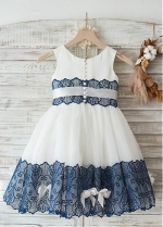 Eye-catching Lace & Tulle Scoop Neckline Knee-length Ball Gown Flower Girl Dresses With Beadings