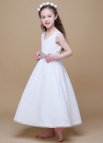 Glamorous Lace V-Neck A-Line Flower Girl Dresses With Rhinestones