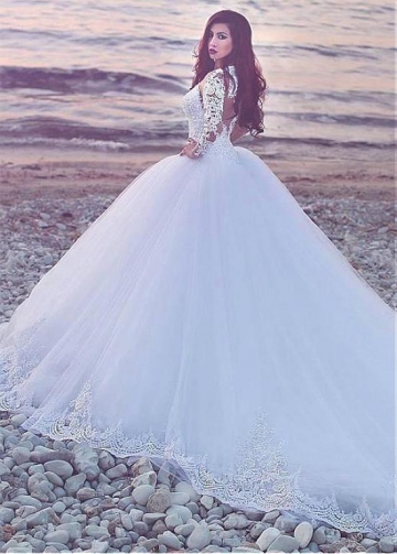 Fascinating Tulle Jewel Neckline Ball Gown Wedding Dress With Lace Appliques