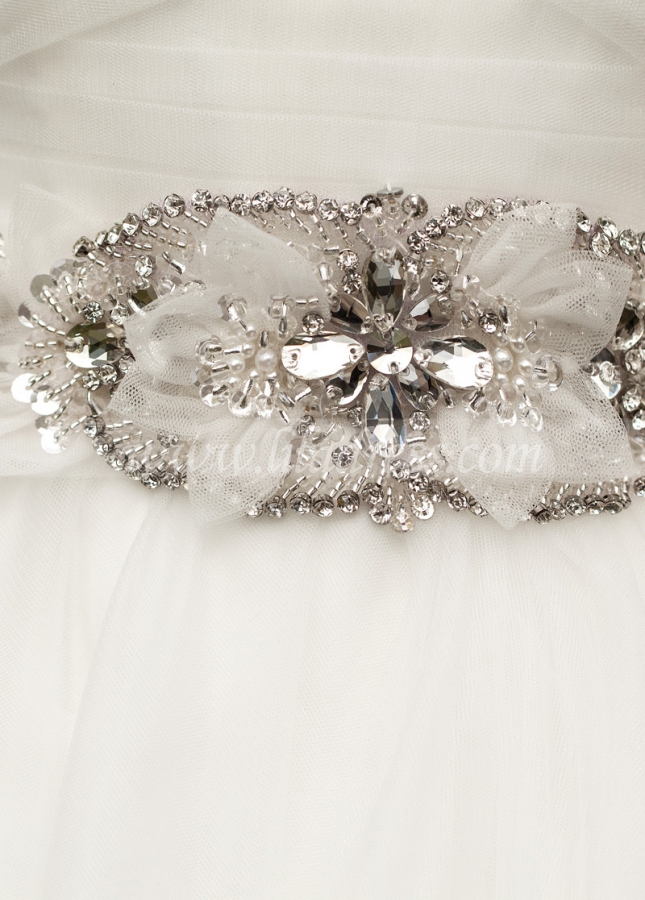 Stunnning Tulle V-neck Neckline Ball Gown Wedding Dresses