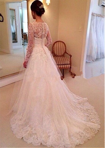 Charming Tulle V-neck Neckline A-line Wedding Dresses With Lace Appliques