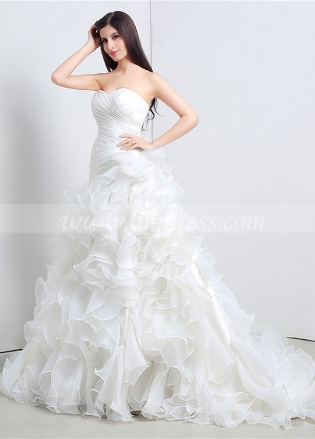 Fabulous Organza Sweetheart Neckline A-Line Wedding Dresses With Cascading Ruffles