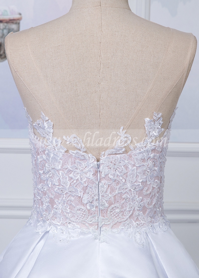 Wonderful Tulle & Satin Bateau Neckline A-line Wedding Dress With Beaded Lace Appliques