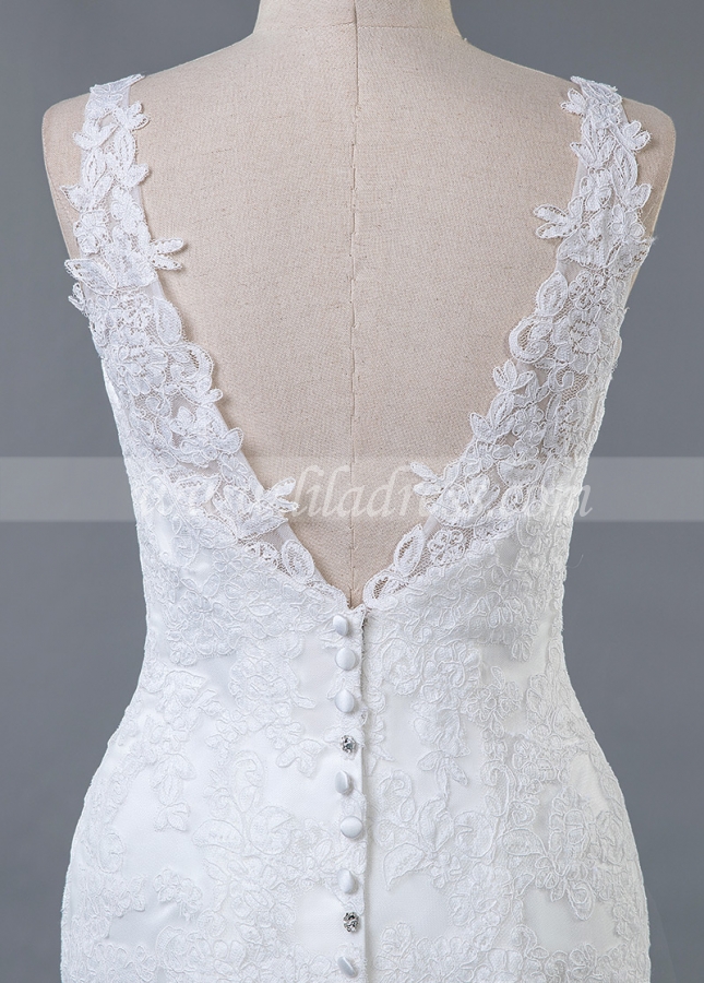 Wonderful Tulle V-neck Neckline Natural Waistline Mermaid Wedding Dress With Lace Appliques