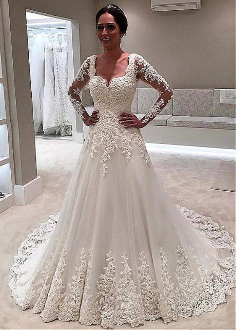Stunning Tulle Sweetheart Neckline A-line Wedding Dress With Lace Appliques & Beadings