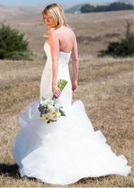 Graceful Tulle Strapless Neckline Full-length Mermaid Wedding Dress With Ruffles